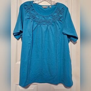 Liz Claiborne Blue Gathered Neck Short Sleeve Top